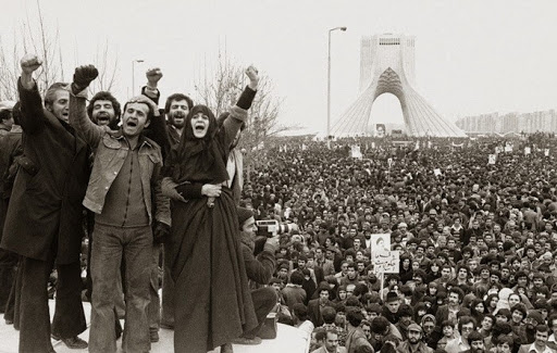 مقاسه انقلاب اسلامی با بهارهای نافرجام