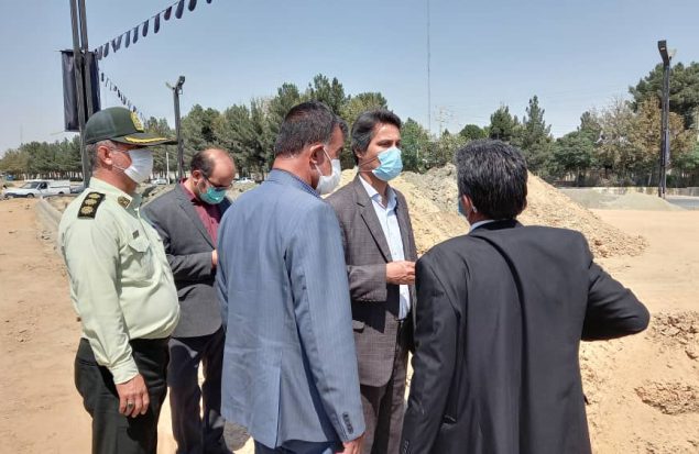 دستورات فرماندار چناران در خصوص بهبود روند اجرای پروژه میدان شهید سلیمانی