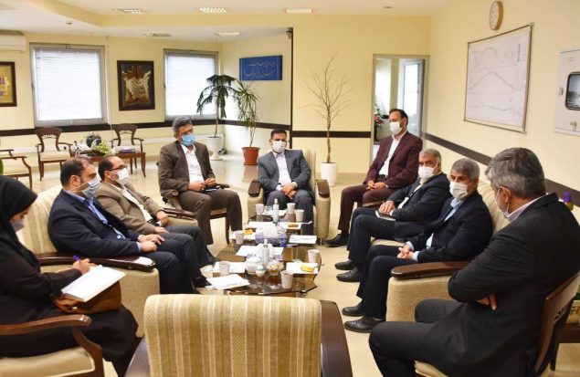 دیدار شهردار و اعضای شورای اسلامی گلبهار با سرپرست شرکت عمران گلبهار