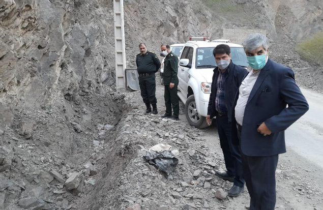 فرماندار گلبهار در دهگردشی روستای پایه: تحت قوانین، از هر راهی برای حل مشکلات مردم استفاده می‌کنیم