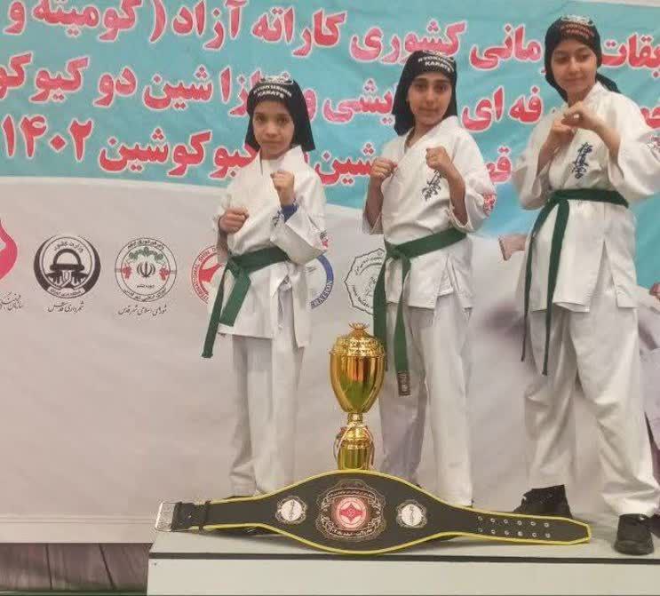 ۱۶ مدال رنگارنگ سهم دختران کاراته کار گلبهاری در رقابت های قهرمانی کشور سبک کیوکوشین