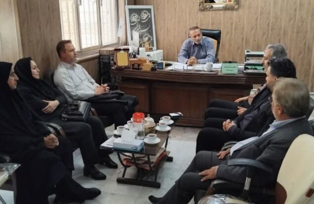 جلسه هماهنگی برای ایجاد هنرستان همجوار صنعت در چناران برگزار شد