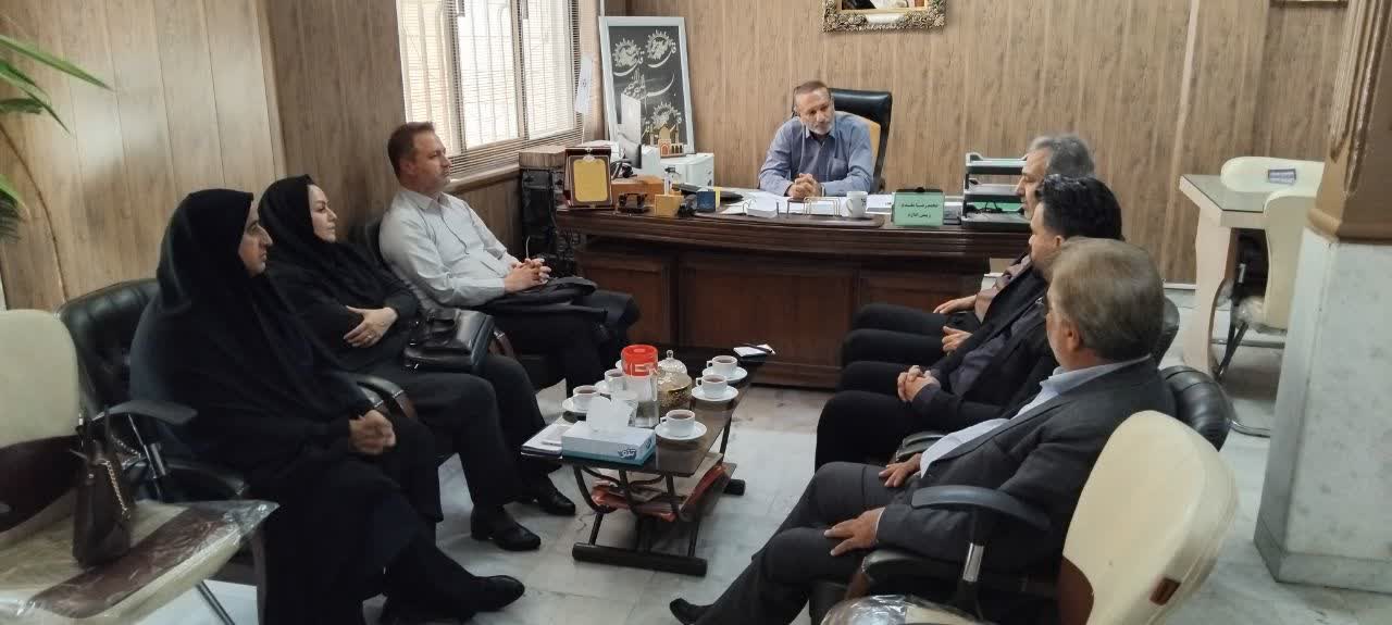 جلسه هماهنگی برای ایجاد هنرستان همجوار صنعت در چناران برگزار شد