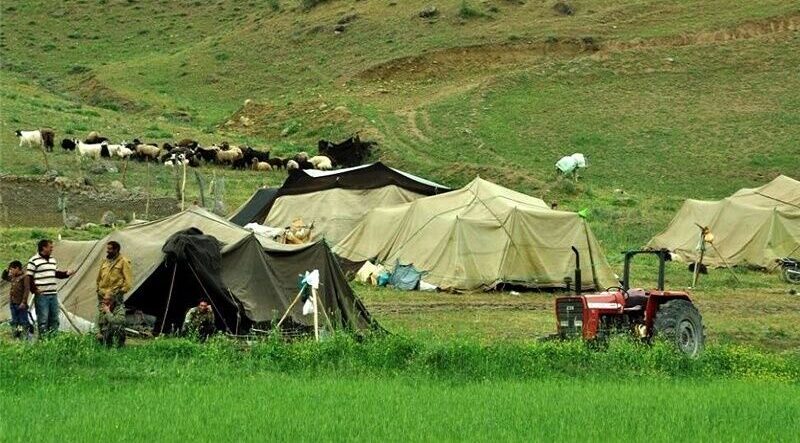 ۷۵ درصد نیاز آبی عشایر خراسان رضوی با تانکر تامین می‌شود 
