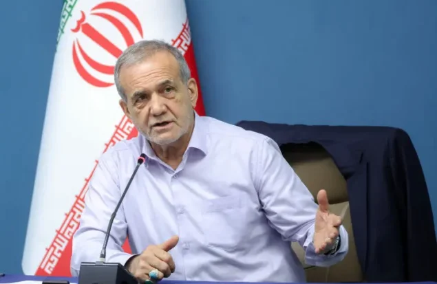 پزشکیان: جنگ و همدلی فرصتی برای تغییر در نگاه و رفتار مسئولان است
