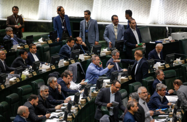 نمایندگان مجلس: تا تحقق کامل پیش شرط های ایران هیچ مذاکره جدیدی صورت نگیرد