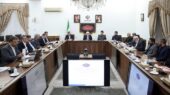 عارف: انسجام بوجود آمده را نباید با بی هنری از بین ببریم/ ضرورت تقویت سکوهای داخلی ارتباطی