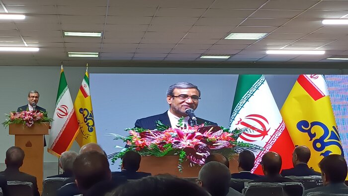 استاندار خراسان رضوی: عبور از ناترازی‌ها نیازمند تصمیم‌گیری درست است