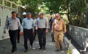 فرماندار گلبهار با حضور در مسیر رودخانه خرمدره پیگیر حل بحران آب روستای اسجیل شد