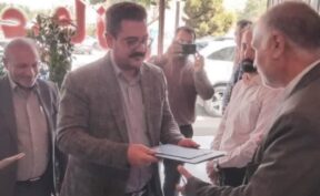 پنج کاسب با انصاف در چناران تجلیل شدند