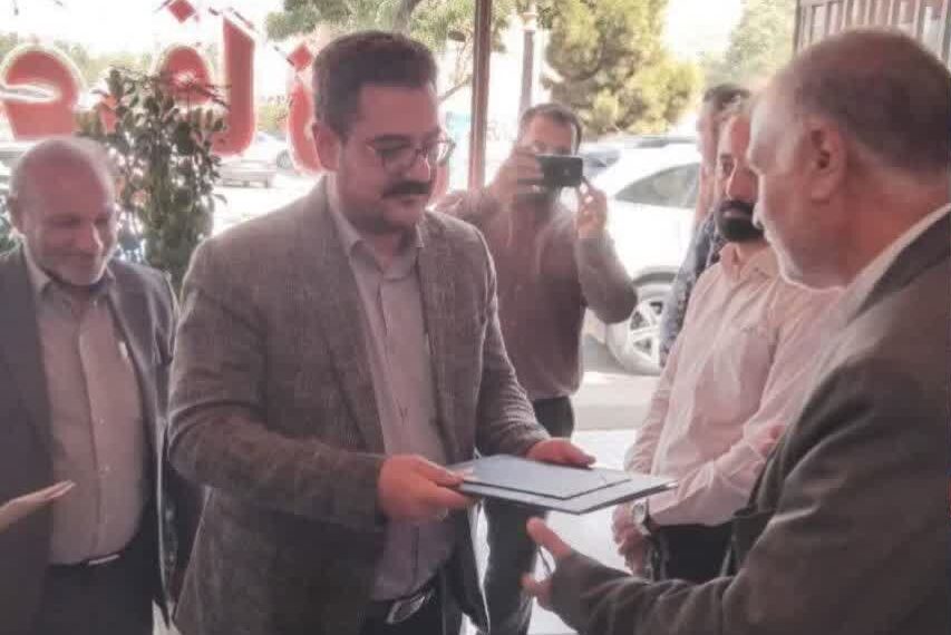 پنج کاسب با انصاف در چناران تجلیل شدند