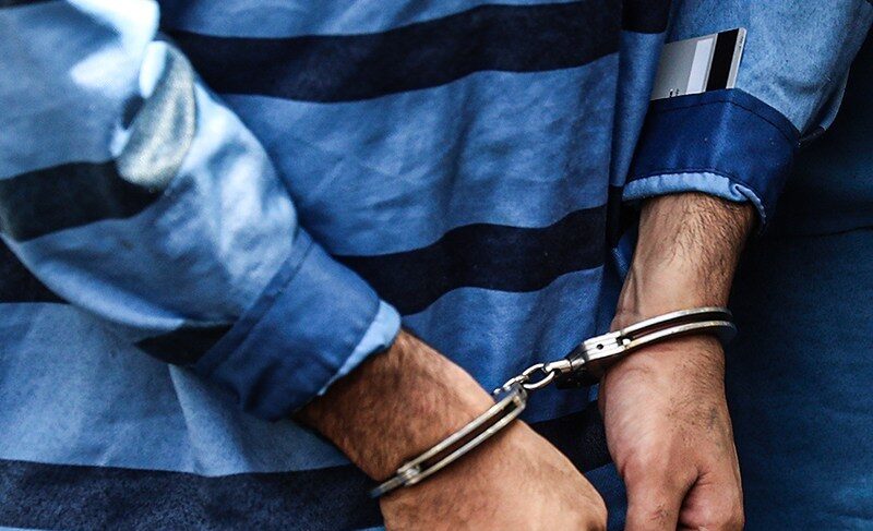 متهم به ۲۱۱ فقره سرقت در مشهد دستگیر شد