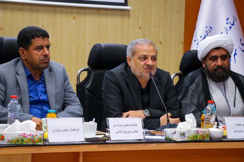 تمام معلمان کشور تحت آموزش ارتقای کیفیت آموزشی قرار می‌گیرند