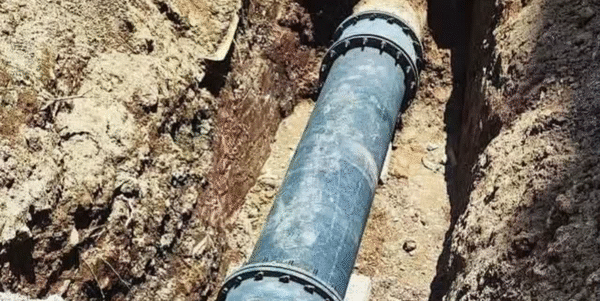 ۴۶ مالک انشعاب غیر مجاز آب در چناران شناسایی شدند