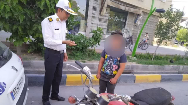 توقیف موتور سیکلت با راکب ۹ ساله در گلبهار