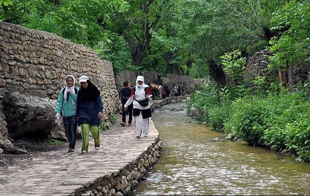 اخلمد؛ گردشگرپذیرترین روستای خراسان رضوی