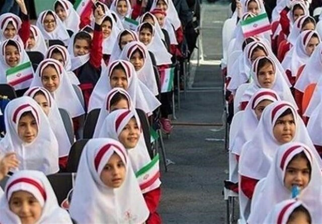 فناوری اطلاعات؛ پیشران اصلی اجرای پروژه مهر در مدارس