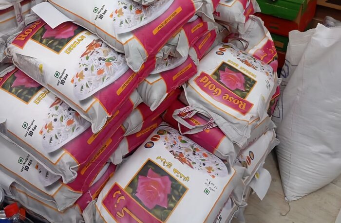 سه هزار کیلوگرم برنج تقلبی در مشهد کشف شد