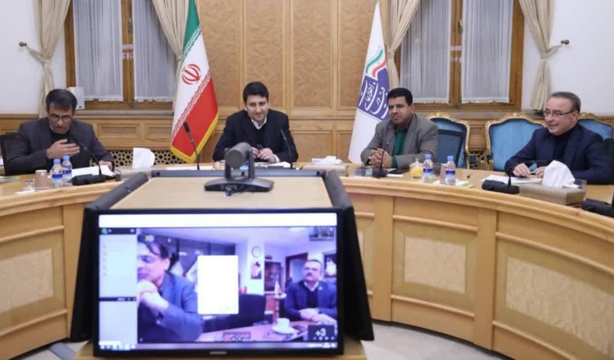 پیگیری پوشش 4G برای ۲۰ روستا در دیدار امامیراد با وزیر ارتباطات