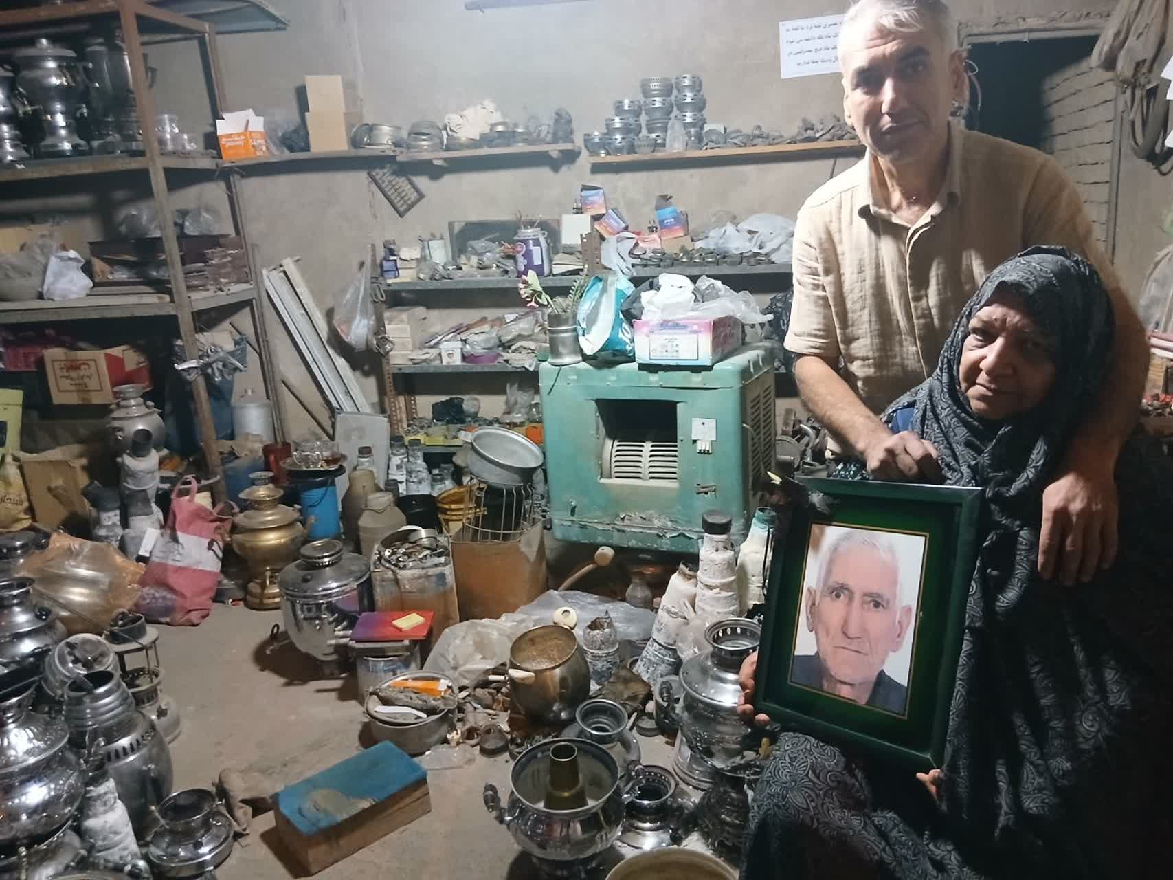 روایت کارگاه قدیمی مرحوم اوستا علیآقا، سماورساز و چراغساز در چناران