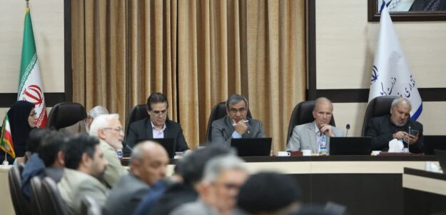 وقتی مردم در سختی معیشت هستند، بعضی هزینهها برایشان قابلقبول نیست