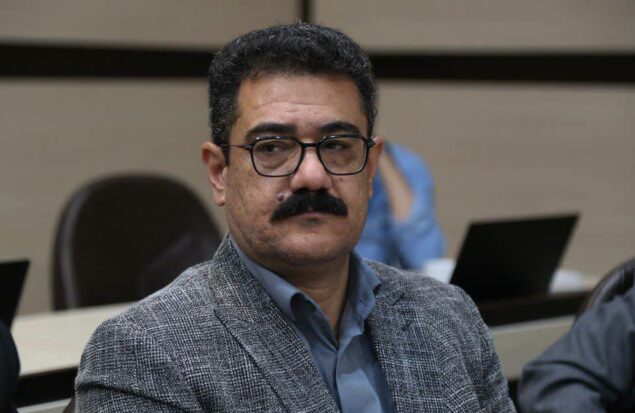 کالاهای اساسی و ارزاق عمومی در چناران به اندازه کافی وجود دارد