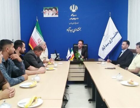 کوکو در مهد پهلوانی‌ و قهرمانیها